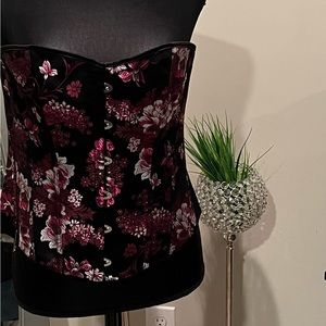 New Embroidered Strapless Bustier Top